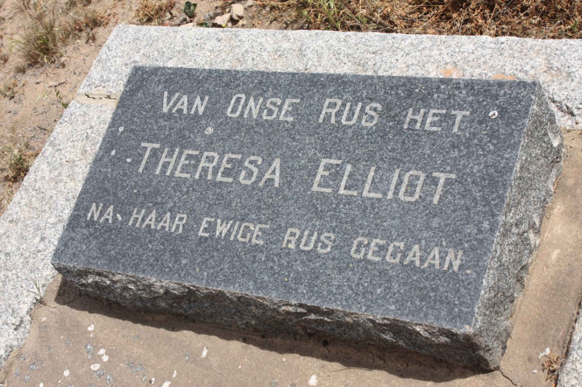 ELLIOT Theresa