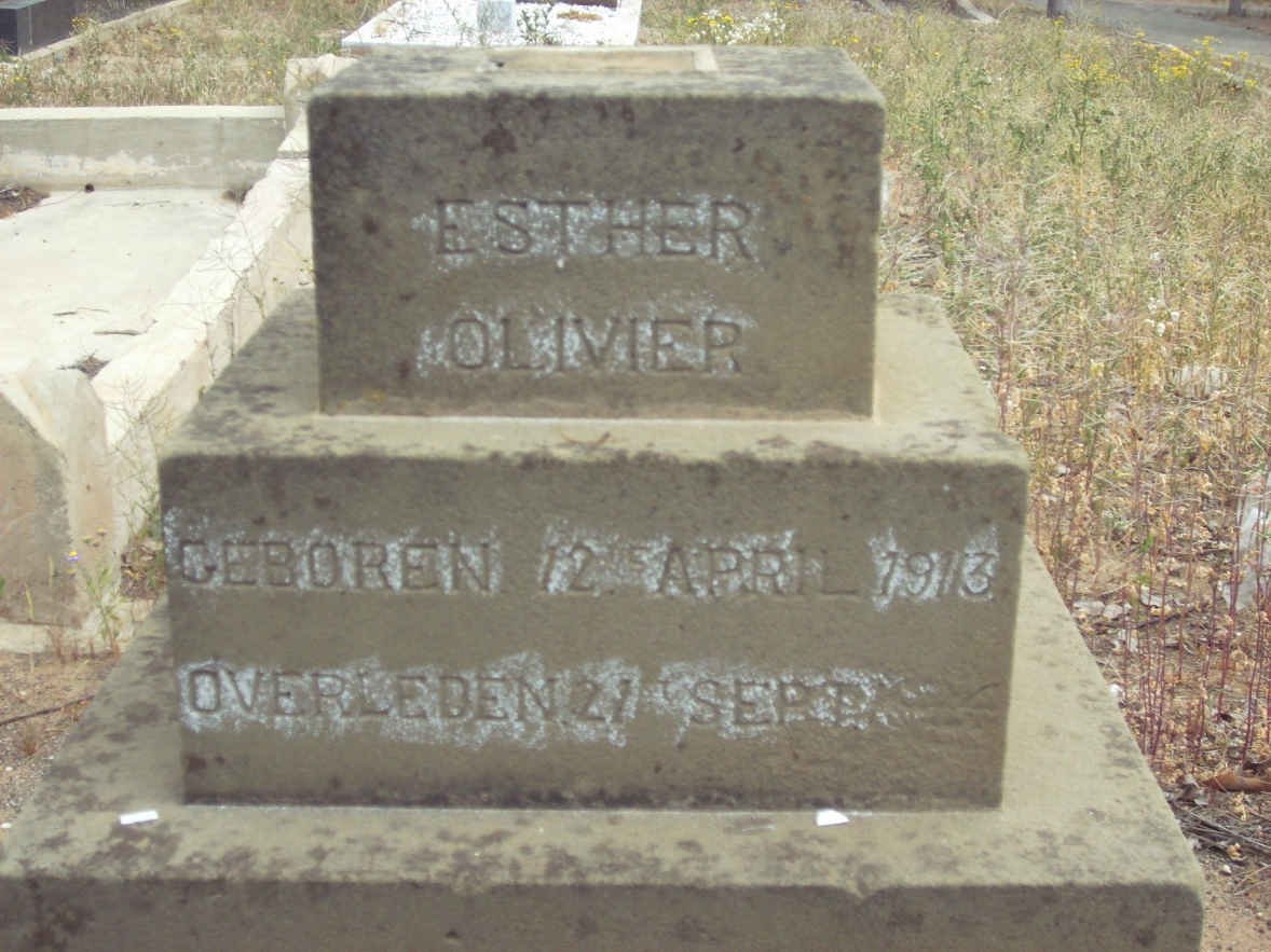 OLIVIER Esther 1913-?