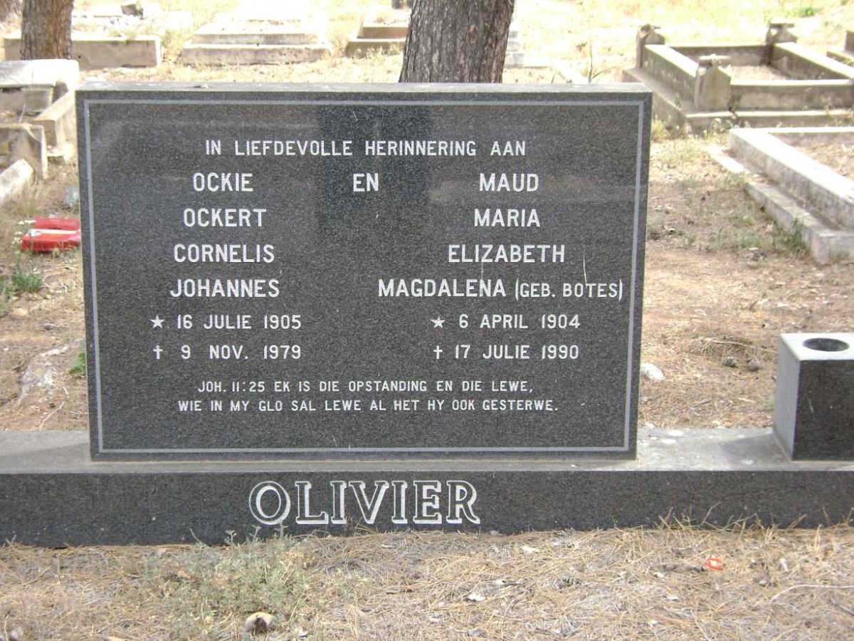 OLIVIER Ockert Cornelis Johannes 1905-1979 &amp; Maria Elizabeth Magdalena BOTES 1904-1990