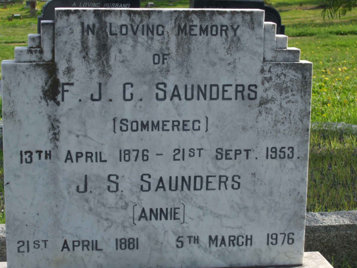 SAUNDERS F.J.C. 1876-1953 &amp; J.S. 1881-1976