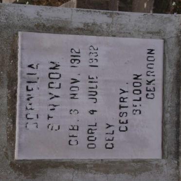 STRYDOM Cornelia 1912-1982