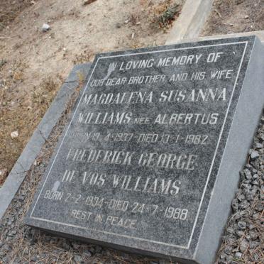WILLIAMS Frederick George de Vos 1934-1988 &amp; Magdalena Susanna ALBERTUS 1937-1982