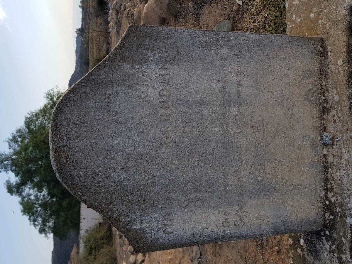 GRUNDLING Maria E.