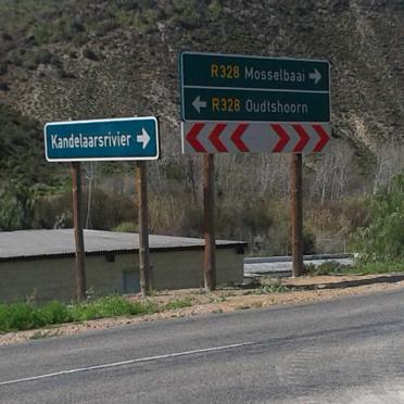Western Cape, OUDTSHOORN district, Kandelaarsrivier, Kellers Hoogte 172_1, farm cemetery