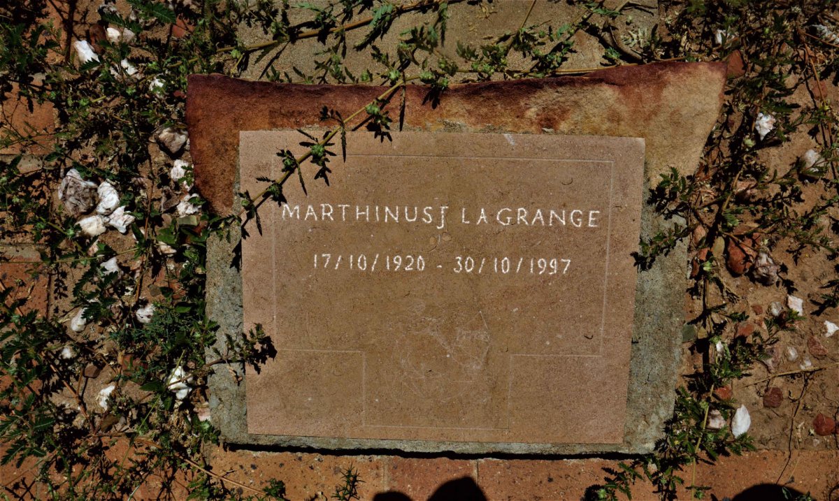 GRANGE Marthinus J., la 1920-1997