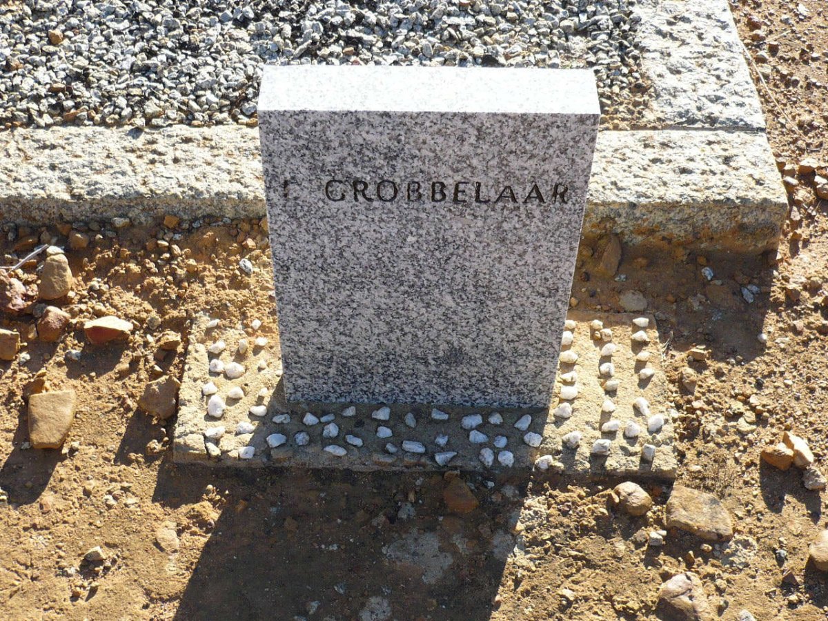 GROBBELAAR E.