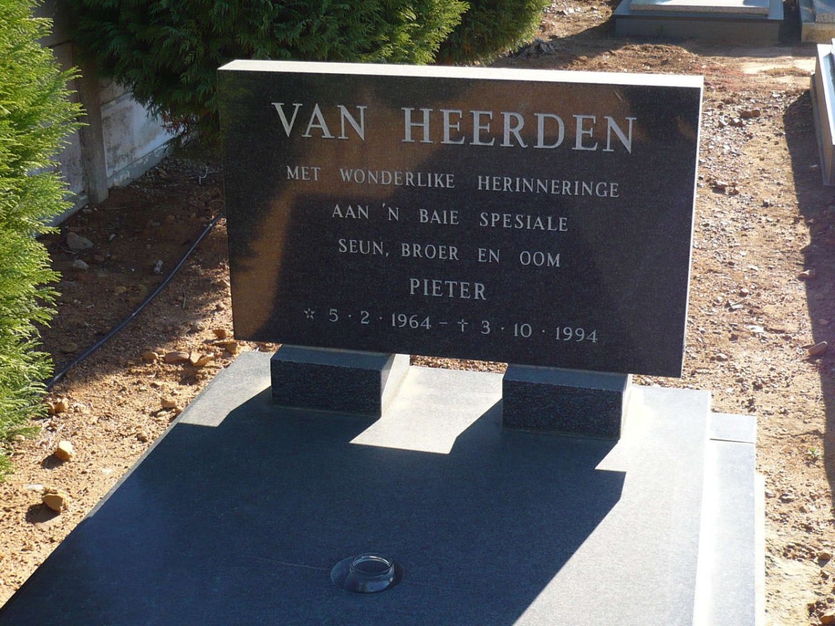 HEERDEN Pieter, van 1964-1994