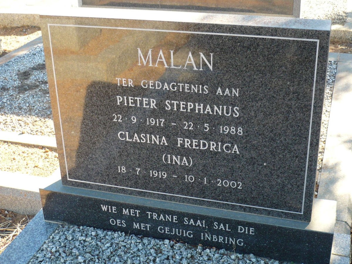 MALAN Pieter Stephanus 1917-1988 &amp; Clasina Fredrica 1919-2002