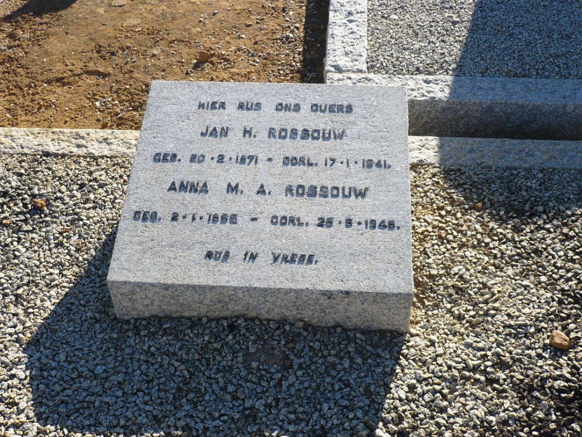 ROSSOUW Jan H. 1871-1941 &amp; Anna M.A. 1865-1948