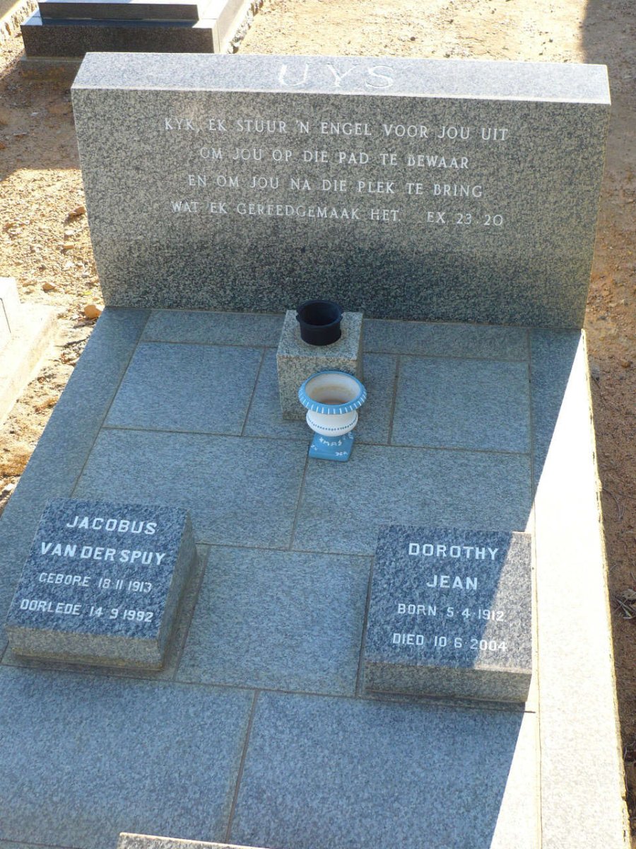 UYS Jacobus van der Spuy 1913-1992 &amp; Dorothy Jean 1912-2004