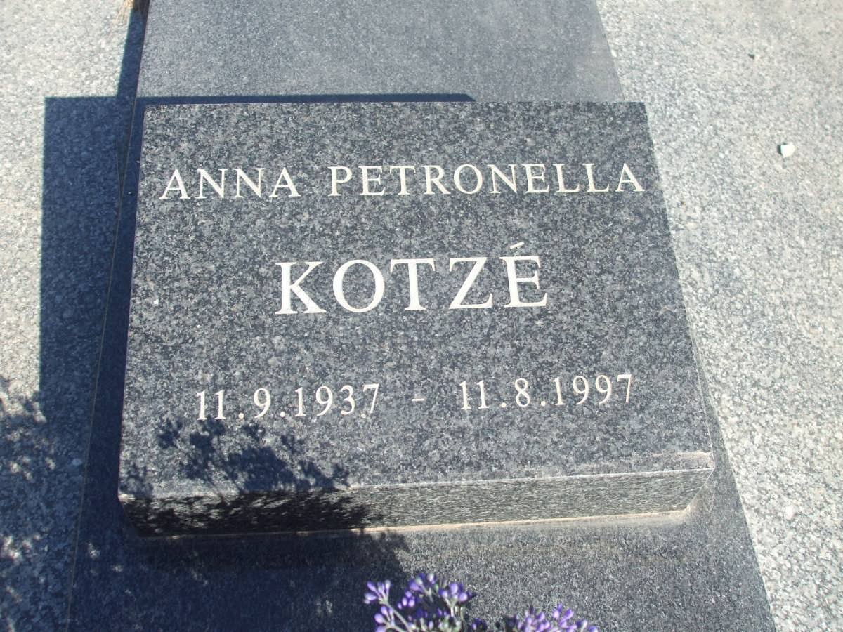 KOTZE Anna Petronella 1939-1997