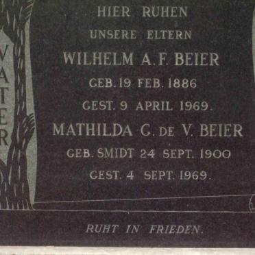 BEIER Wilhelm A.F. 1886-1969 &amp; Mathilda G. de V. SMIDT 1900-1969