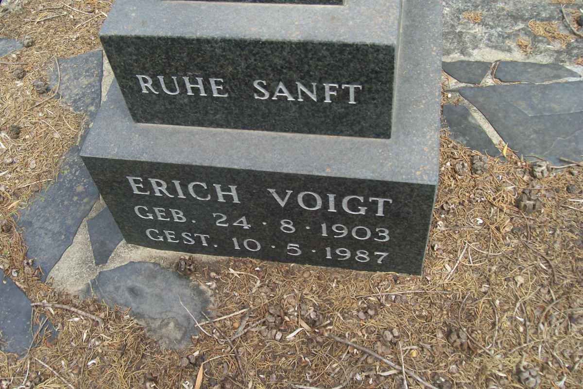 VOIGT Erich 1903-1987