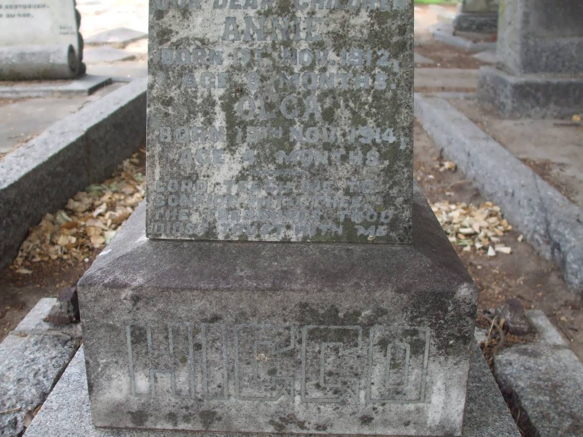 HIGGO Annie 1912- :: HIGGO Olga 1914-