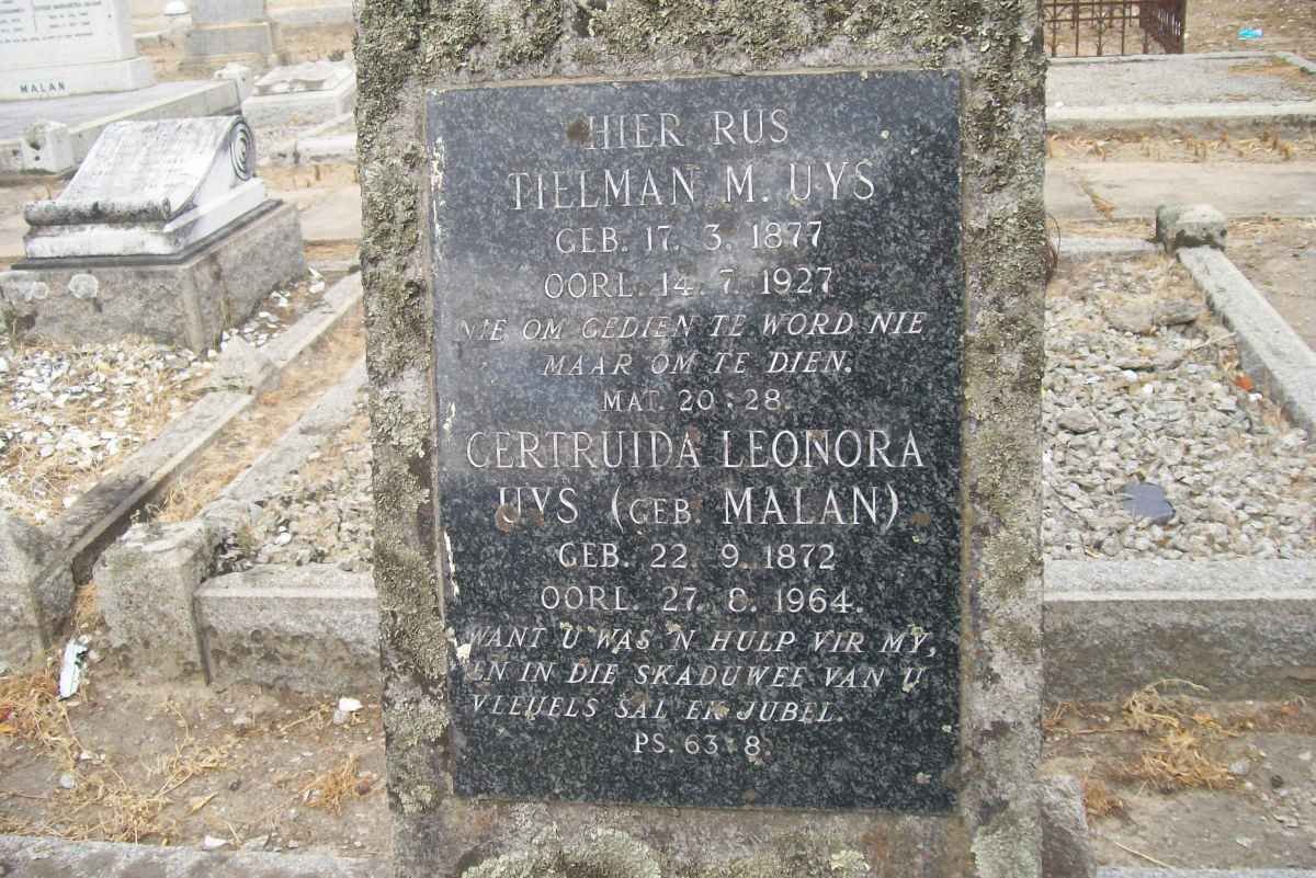 UYS Tielman M. 1877-1927 &amp; Gertruida Leonora MALAN 1872-1964