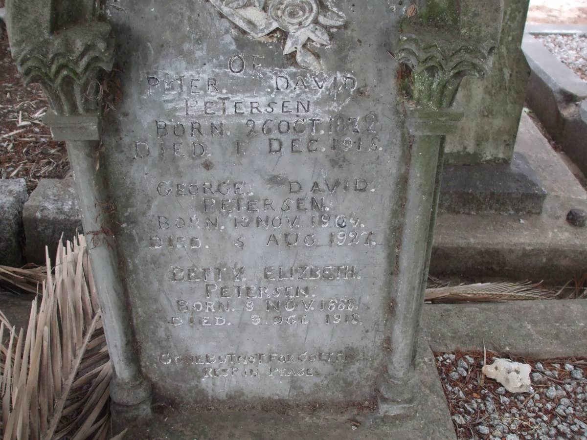PETERSEN Peter David 1872-1918 :: PETERSEN George David 1904-1927 :: PETERSEN Betty Elizabeth 1888-1918