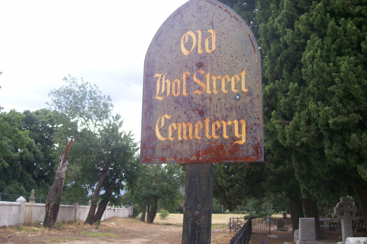 1. Old Hof street cemetery