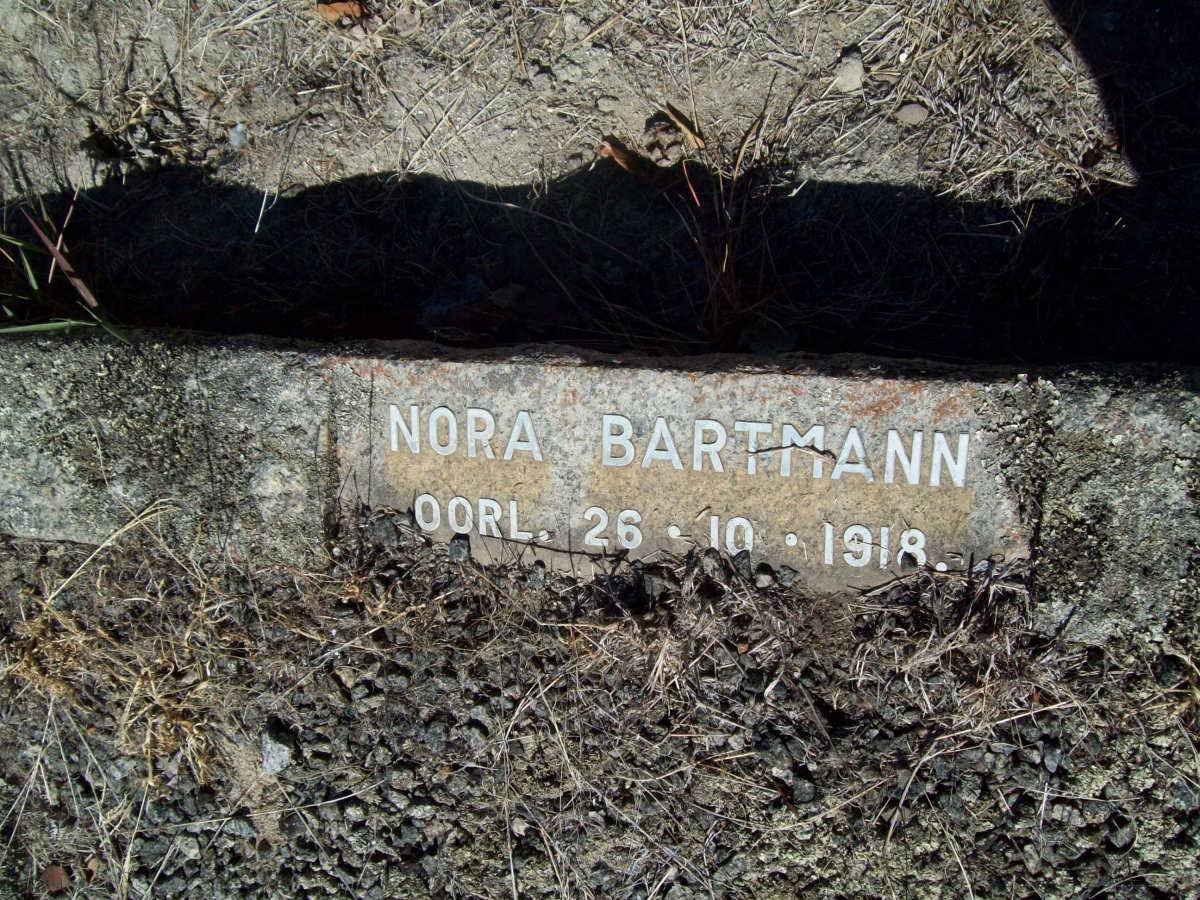 BARTMANN Nora -1918