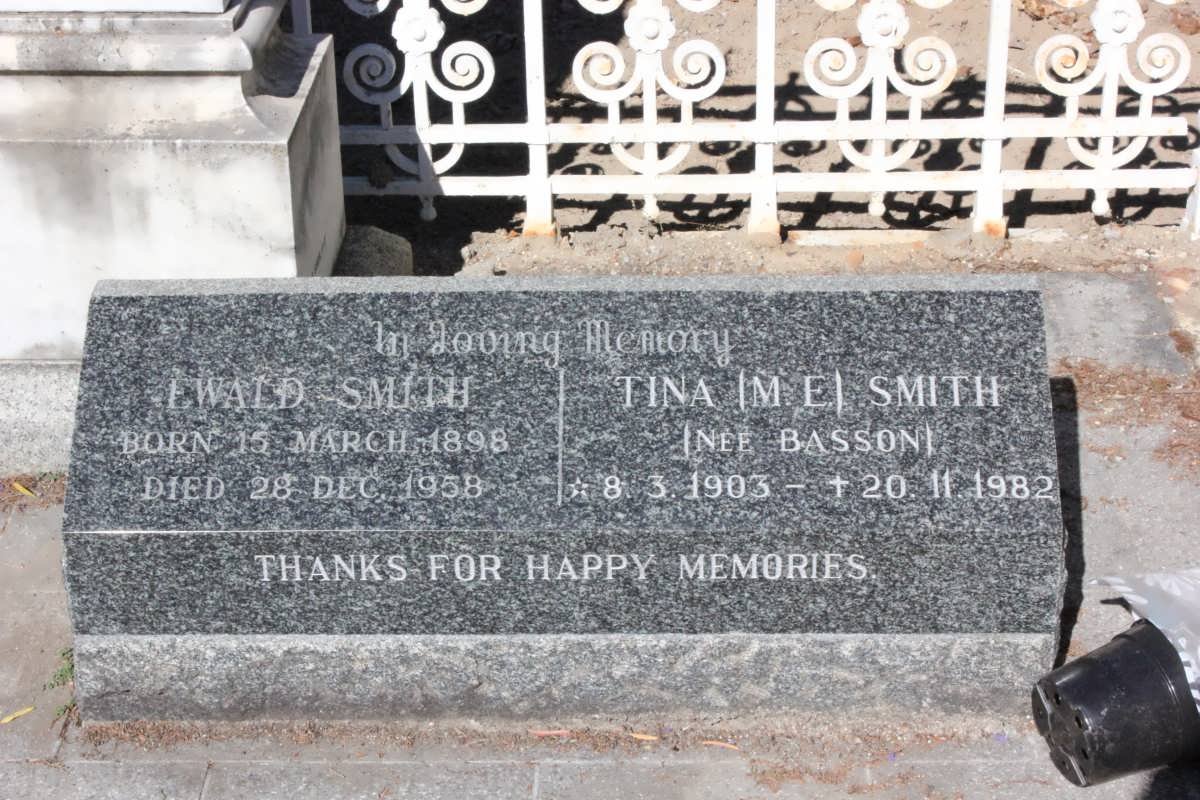 SMITH Ewald 1898-1958 &amp; M.E. BASSON 1903-1982
