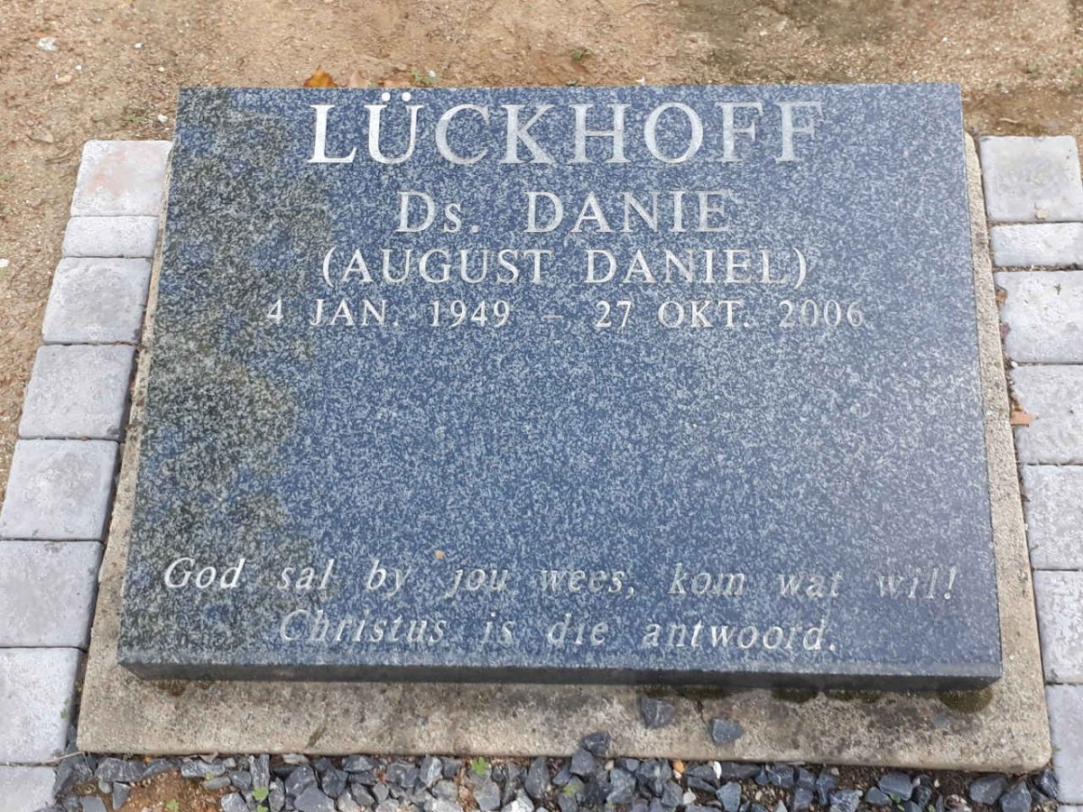 LUCKHOFF August Daniel 1949-2006
