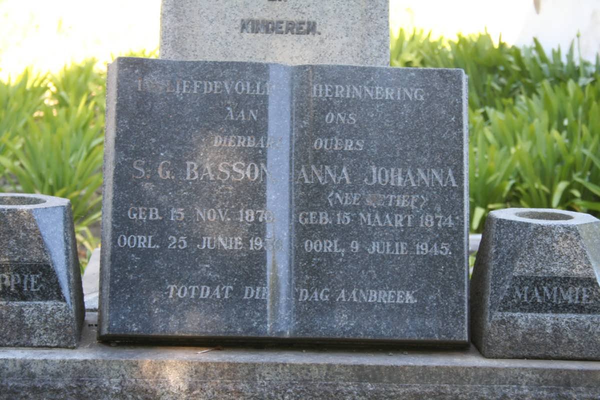 BASSON S.G. 1870-1930 &amp; Anna Johanna RETIEF 1874-1945