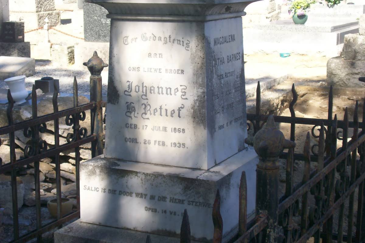 RETIEF Johannes H. 1868-1935 &amp; Magdalena Agatha BARNES 1870-1955