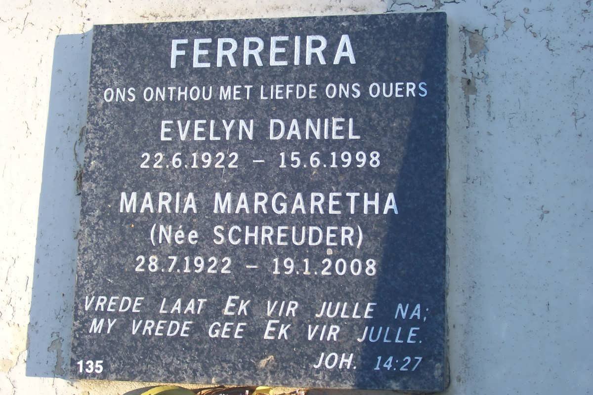 FERREIRA Evelyn Daniel 1922-1998 &amp; Maria Margaretha SCHREUDER 1922-2008