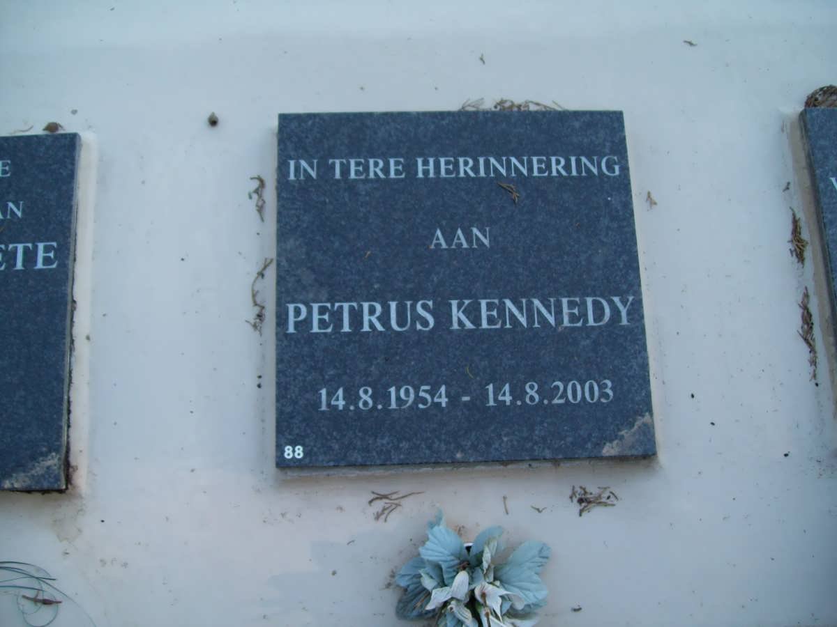 KENNEDY Petrus 1954-2003