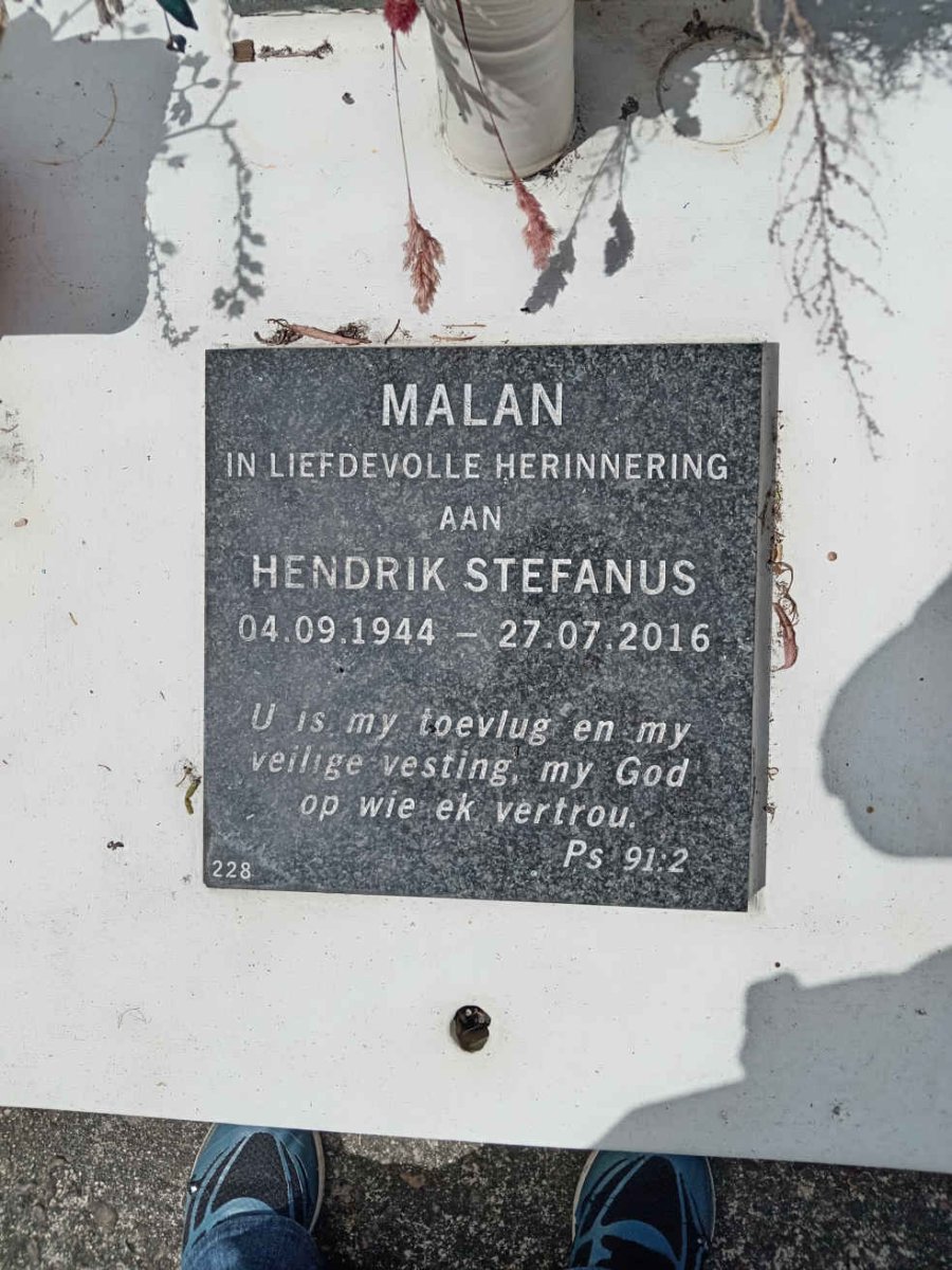MALAN Hendrik Stefanus 1944-2016
