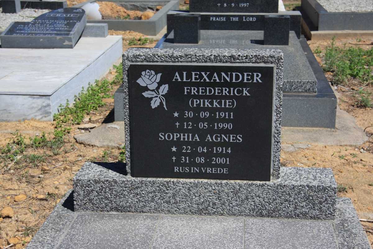 ALEXANDER Frederick 1911-1990 &amp; Sophia Agnes 1914-2001
