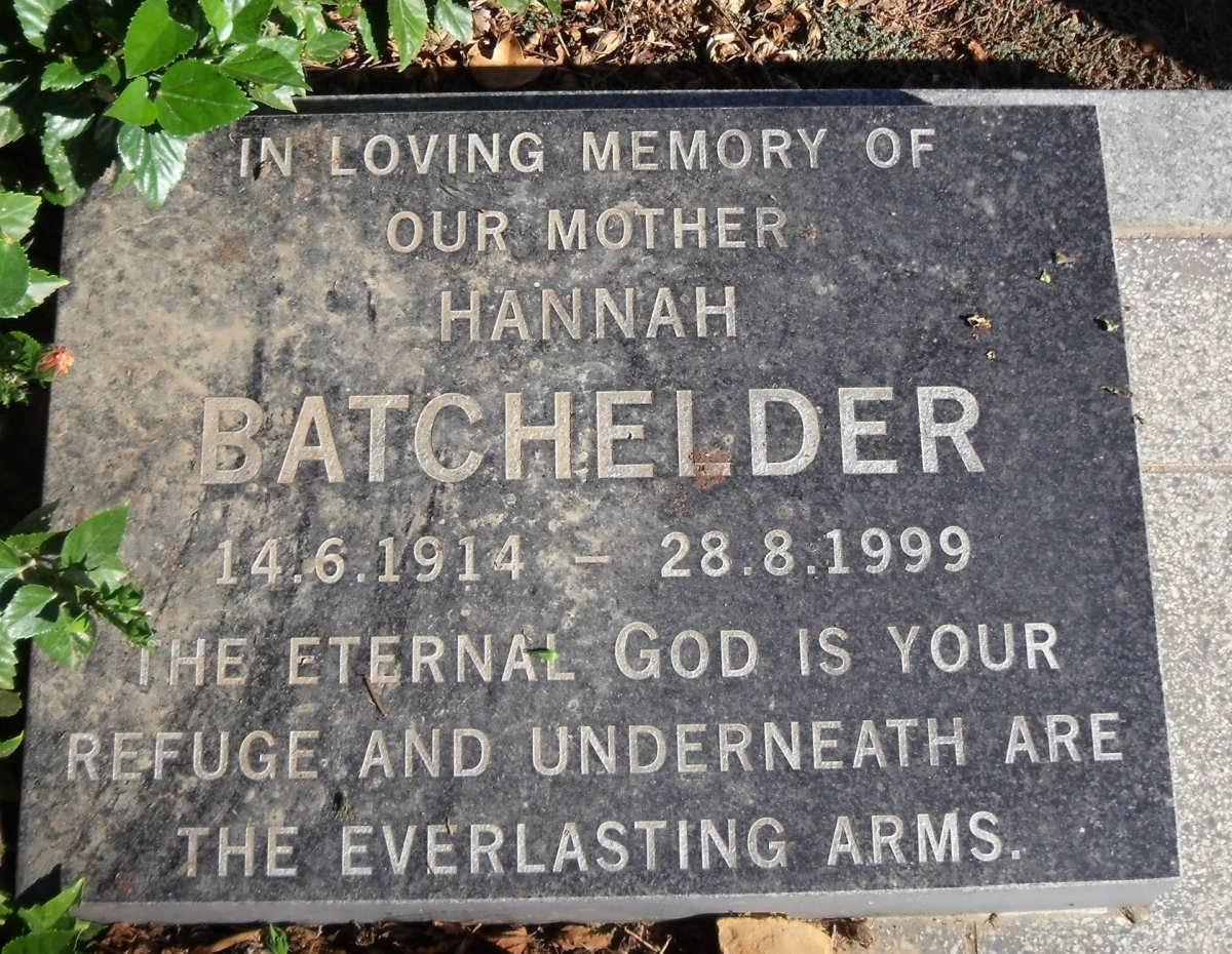 BATCHELDER Hannah 1914-1999