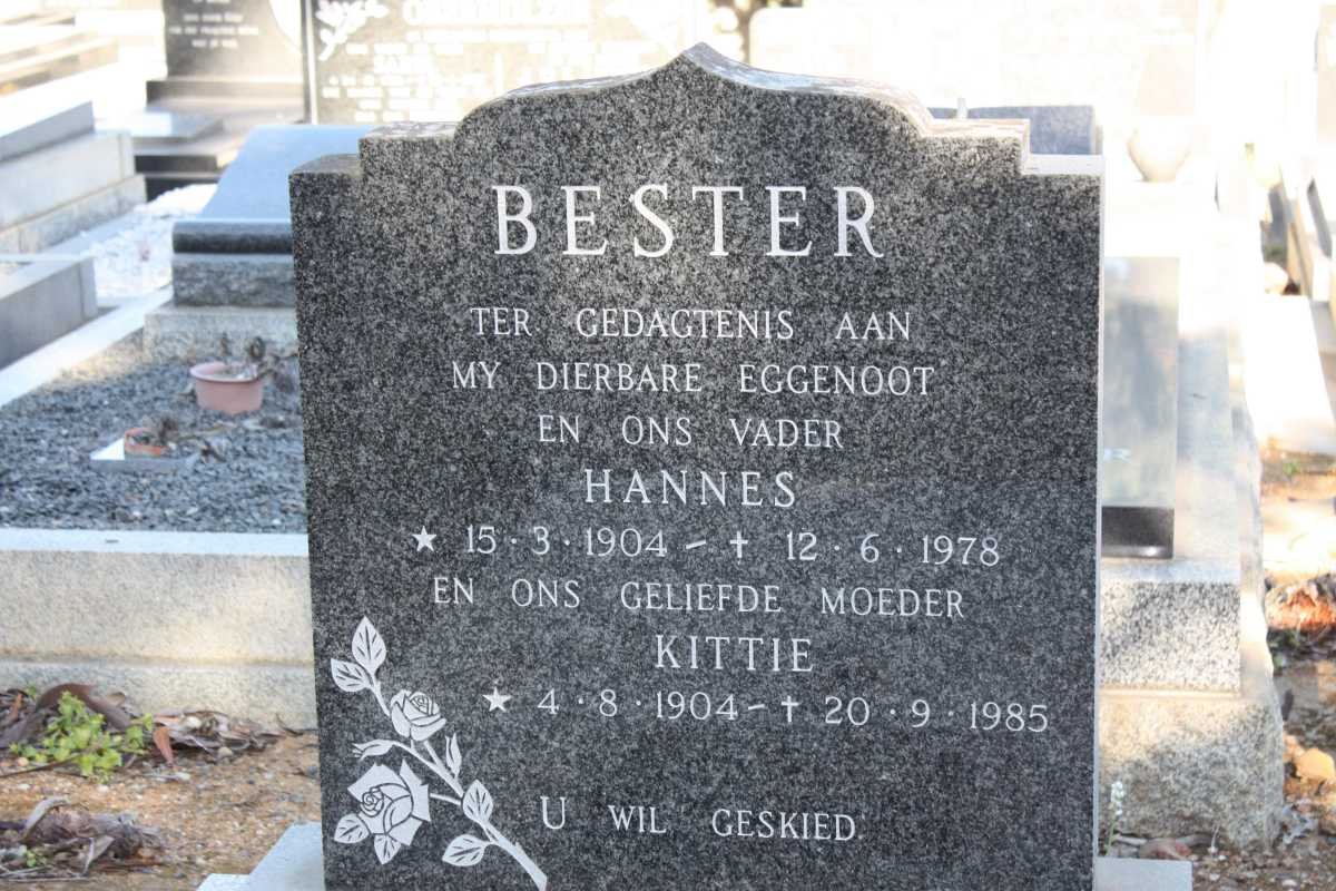 BESTER Hannes 1904-1978 &amp; Kittie 1904-1985