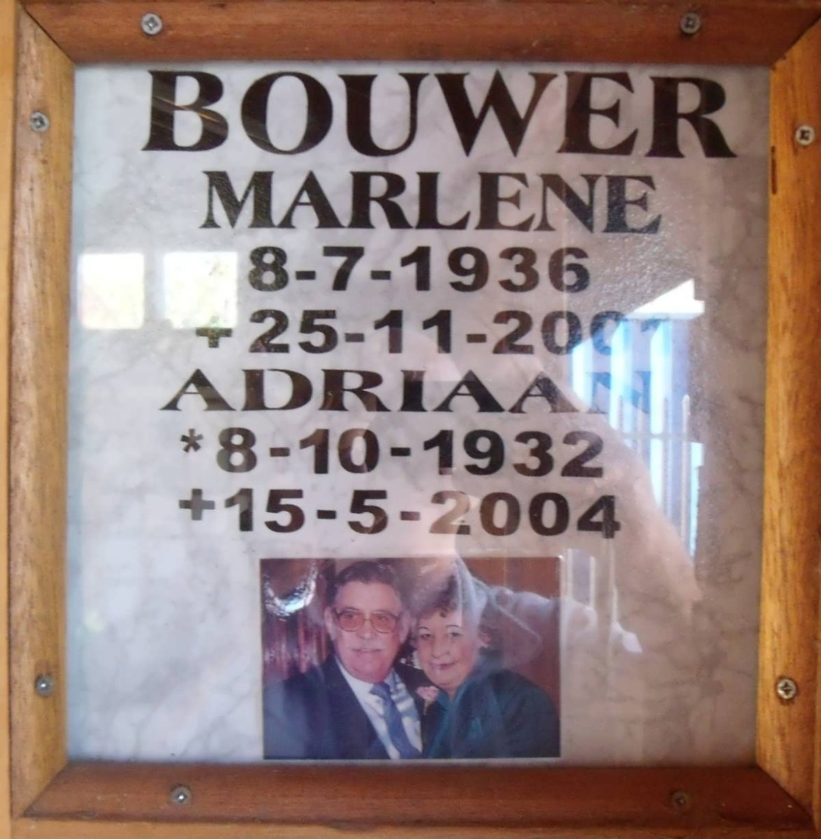 BOUWER Adriaan 1934-2004 &amp; Marlene 1936-2001