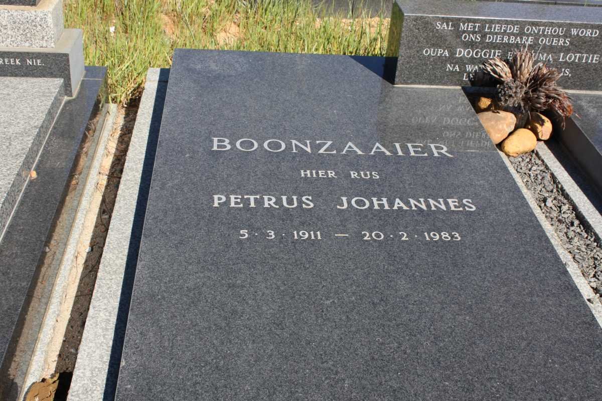 BOONZAAIER Petrus Johannes 1911-1983 &amp; S.J. Charlotte 1918-1985