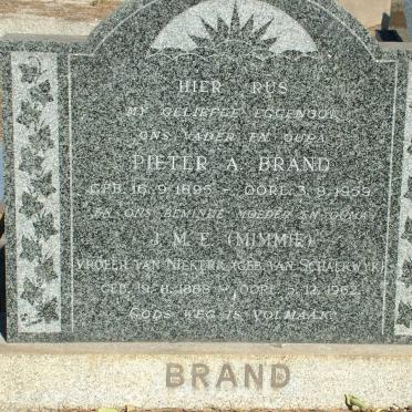 BRAND Pieter A. 1895-1959 &amp; J.M.E. voorheen VAN NIEKERK nee VAN SCHALKWYK 1888-1962
