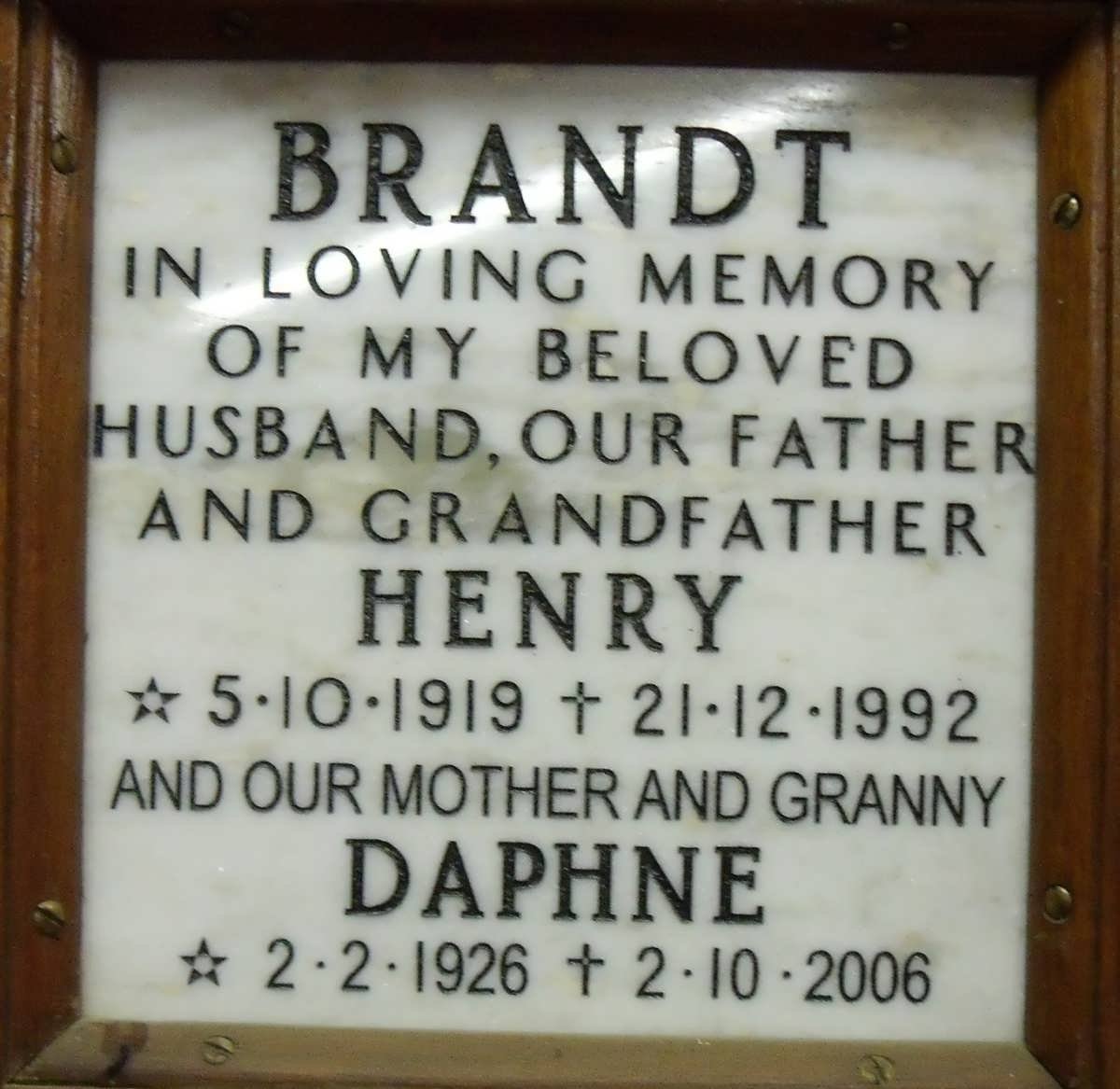 BRANDT Henry 1919-1992 &amp; Daphne 1926-2006