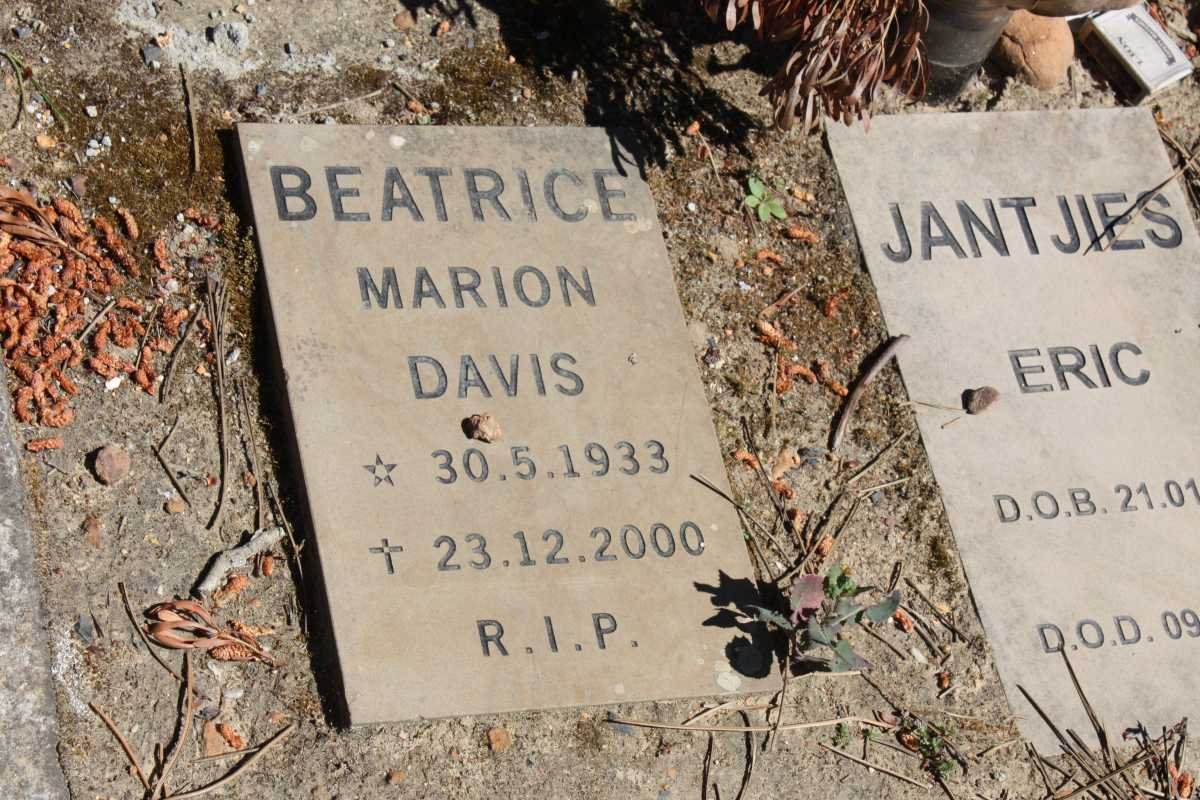 DAVIS Beatrice Marion 1933-2000 :: JANTJIES Eric