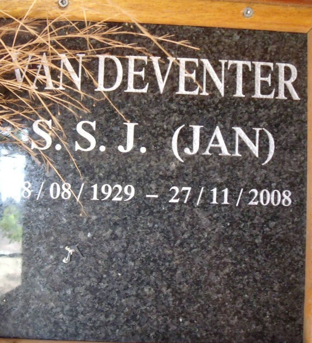 DEVENTER S.S.J, van 1929-2008