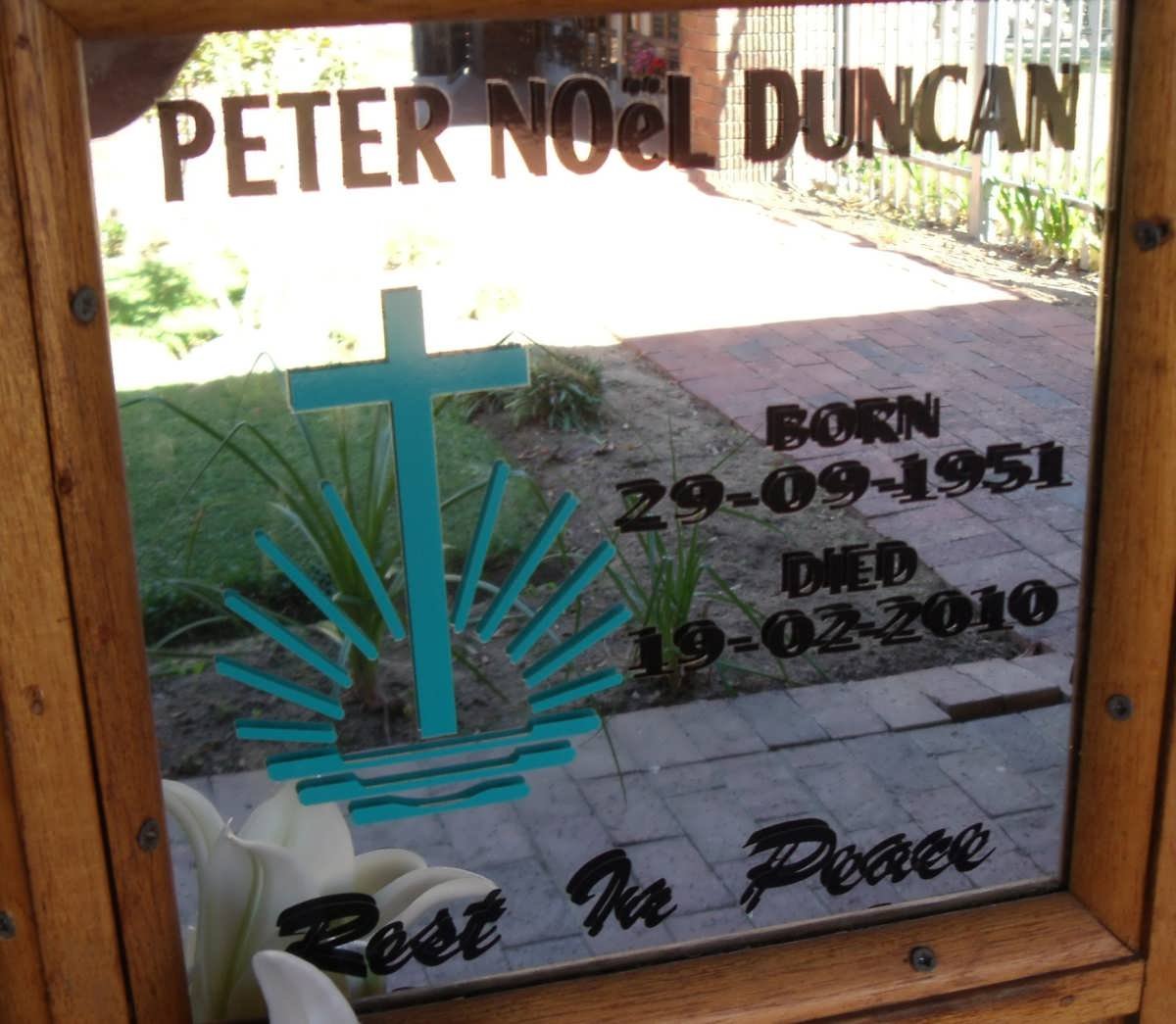 DUNCAN Peter Noël 1951-2010