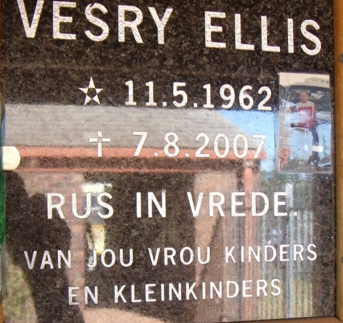 ELLIS Vesry 1962-2007