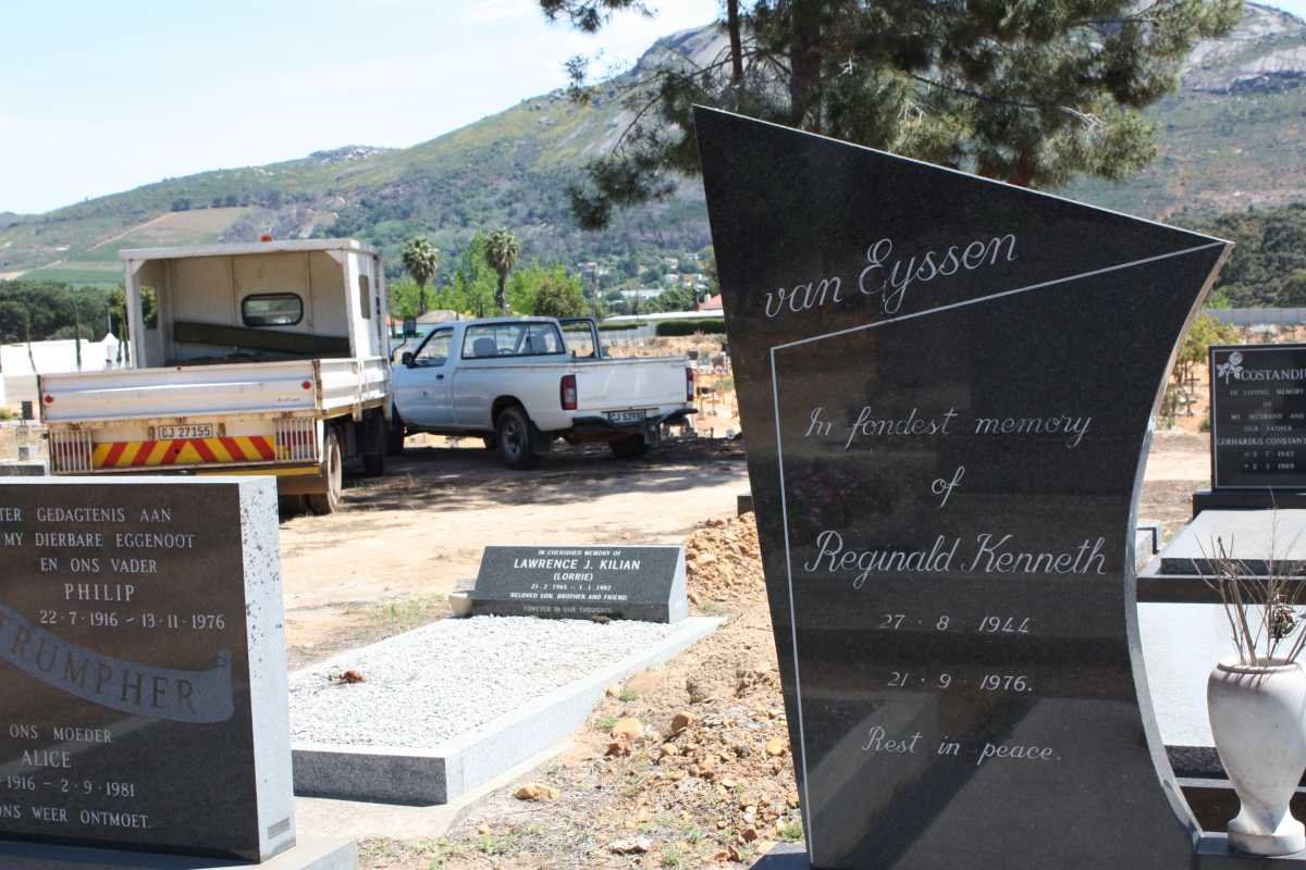 EYSSEN Reginald Kenneth, van 1944-1976