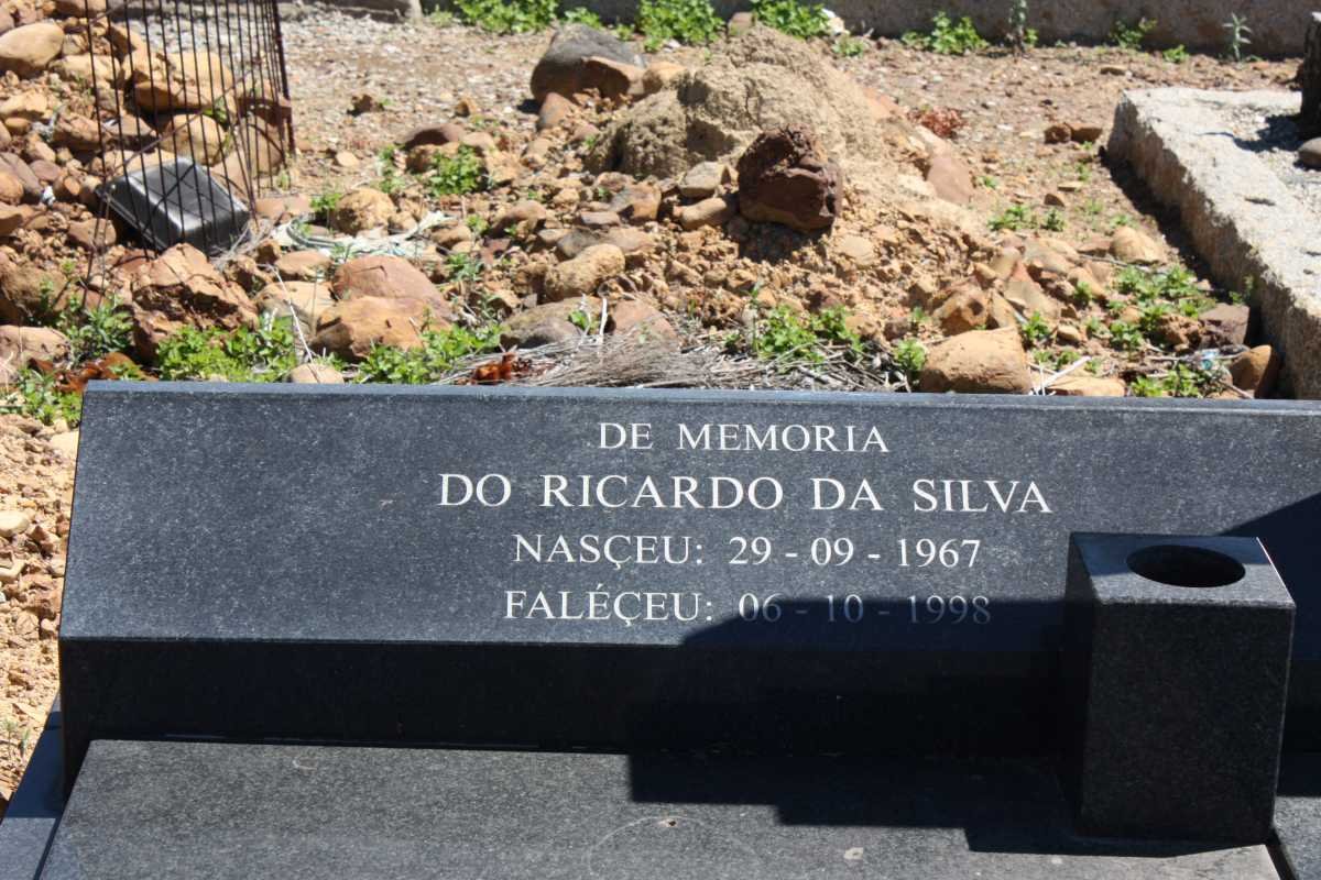 FERNANDES Ricardo da Silva 1967-1998