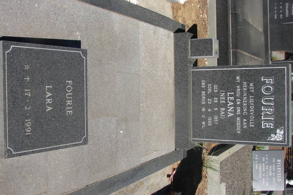 FOURIE Leana nee BAI 1957-1986 :: FOURIE Lara 1991-