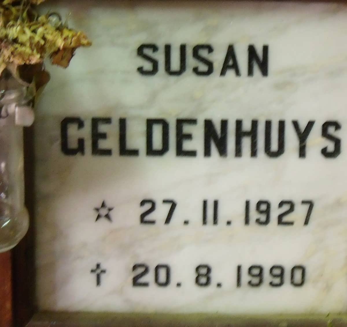 GELDENHUYS Susan 1927-1990