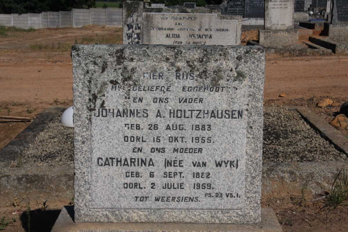 HOLTZHAUSEN Johannes A. 1883-1955 &amp; Catharina VAN WYK 1882-1959