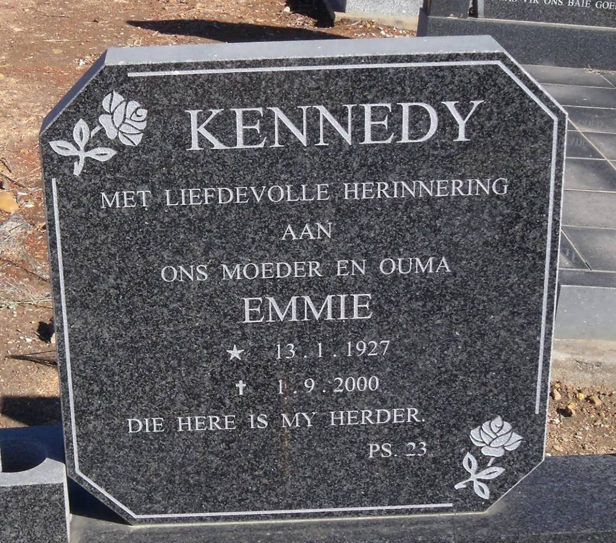 KENNEDY Emmie 1927-2000