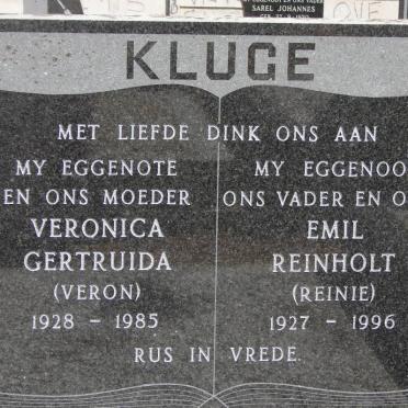 KLUGE Emil Reinholt 1927-1996 &amp; Veronica Gertruida 1928-1985