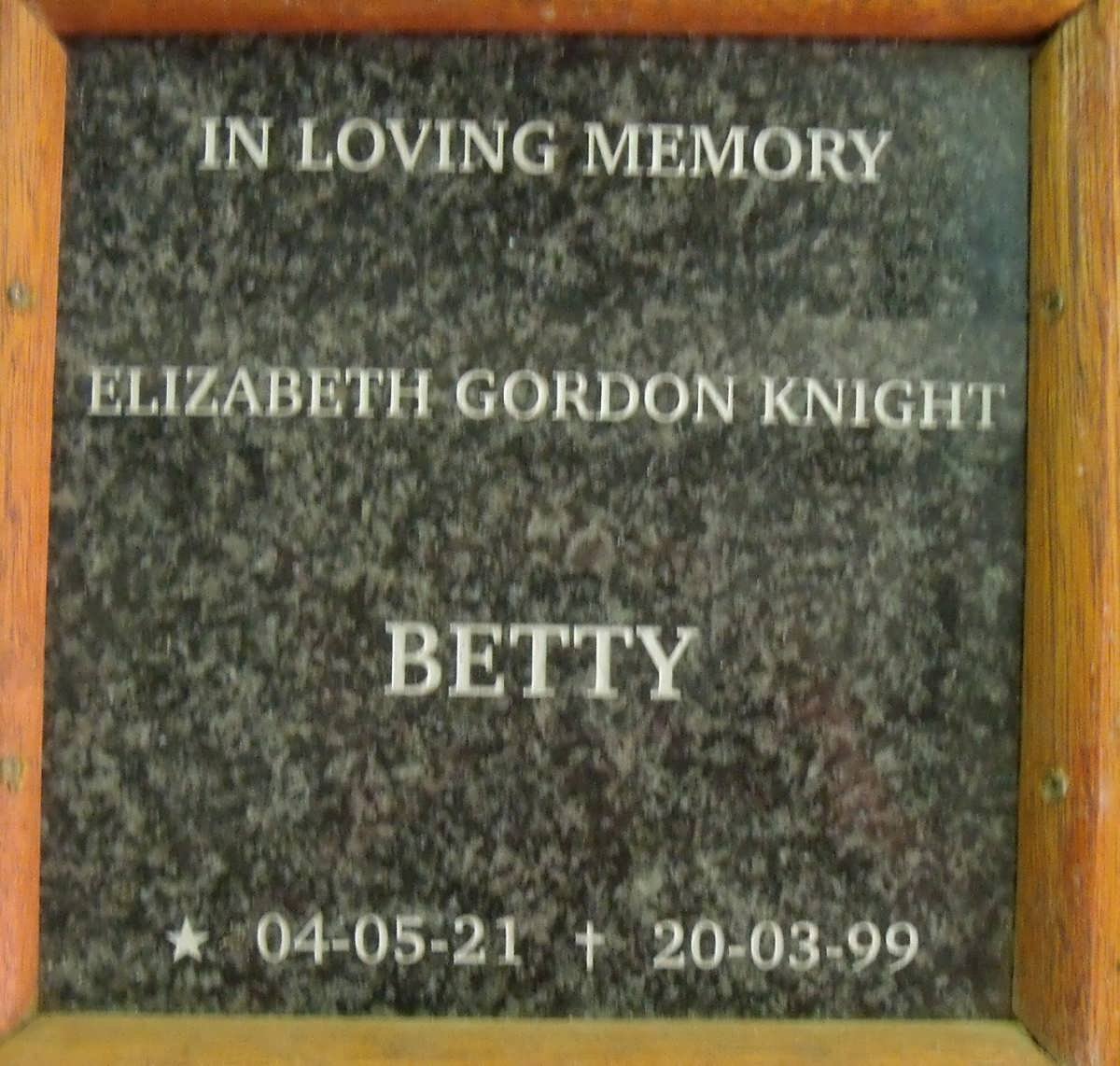 KNIGHT Elizabeth Gordon 1921-1999