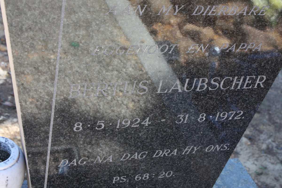 LAUBSCHER Bertus 1924-1972