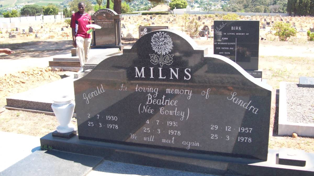 MILNS Gerald 1930-1978 & Beatrice COWLEY 1931-1978 :: MILNS Sandra 1957-1978
